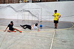 Acadêmicos do curso de Educação Física do Cesufoz vivenciam o Goalball