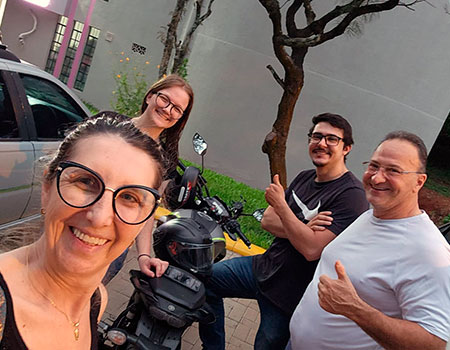 Solidariedade e Aprendizado: CESUFOZ e Curso de Administração em Ação