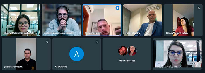 Acadêmicos  e professor participam de reunião com o Observatório Social de Foz do Iguaçu